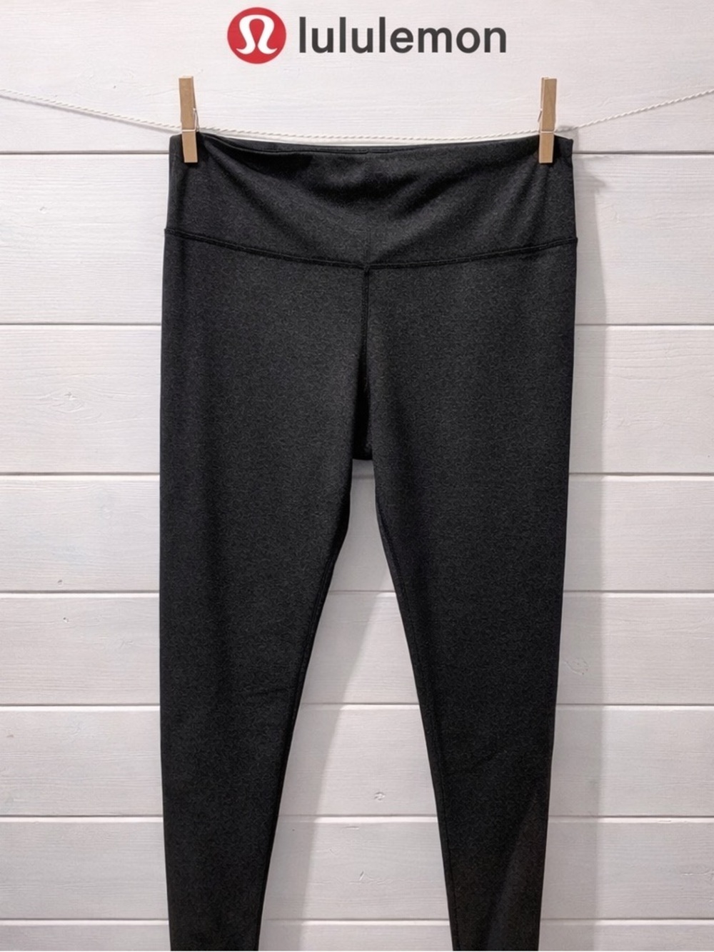 LULULEMON - Dark Gray Leggings - Size 4